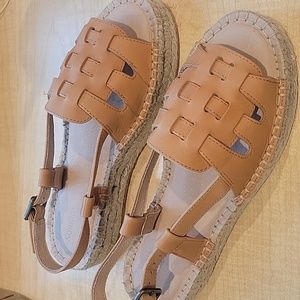 Soludos fisherman sandal size 7 camel